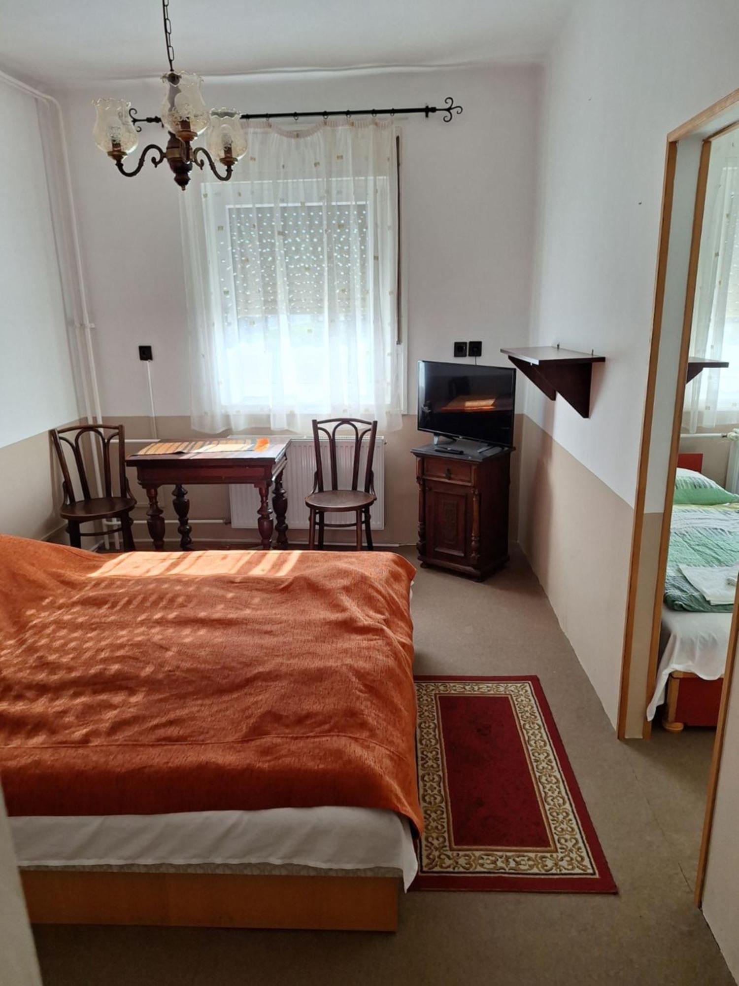 Fenyo Panzio Bed & Breakfast Mezőkövesd Dış mekan fotoğraf