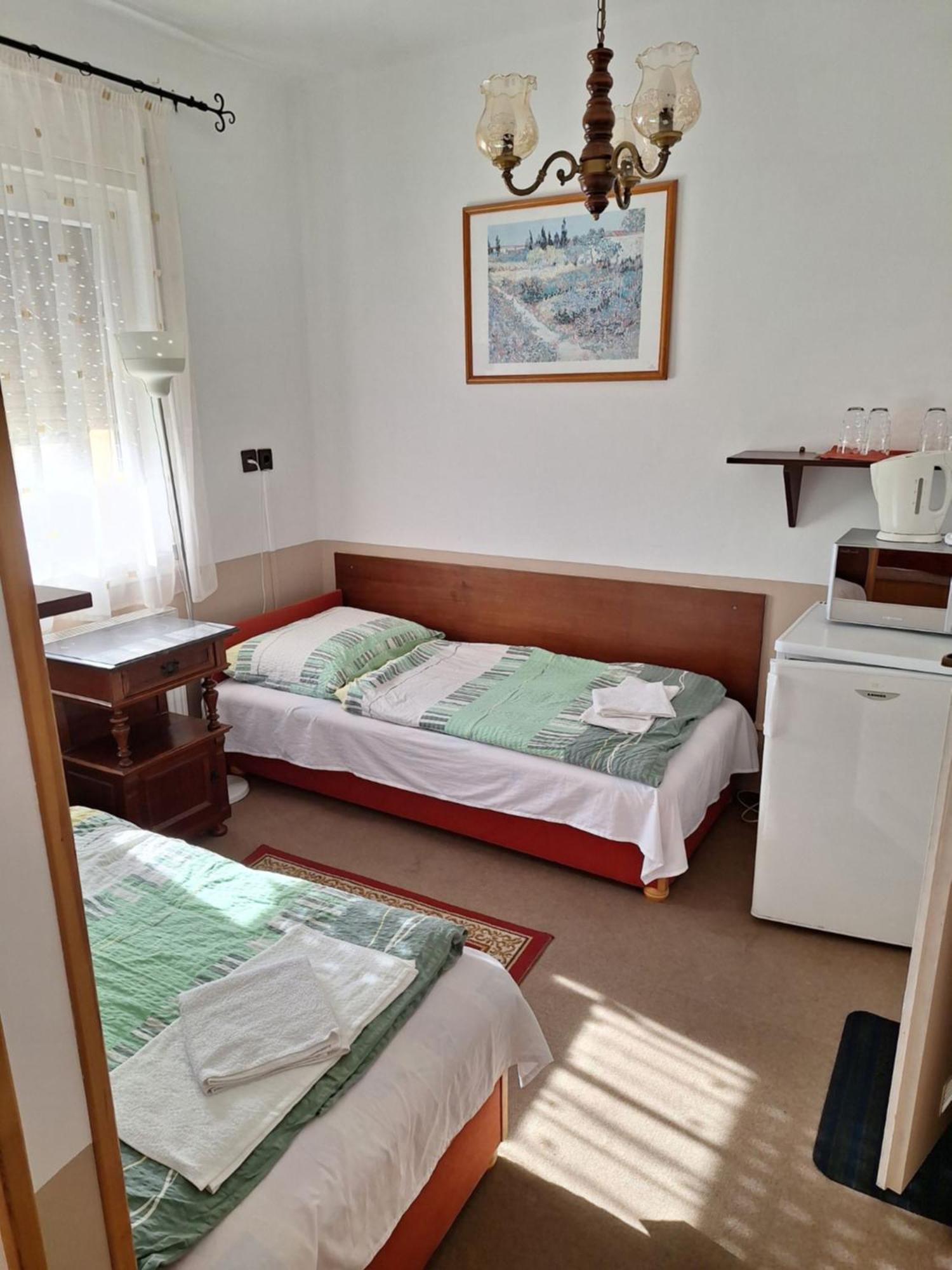 Fenyo Panzio Bed & Breakfast Mezőkövesd Dış mekan fotoğraf