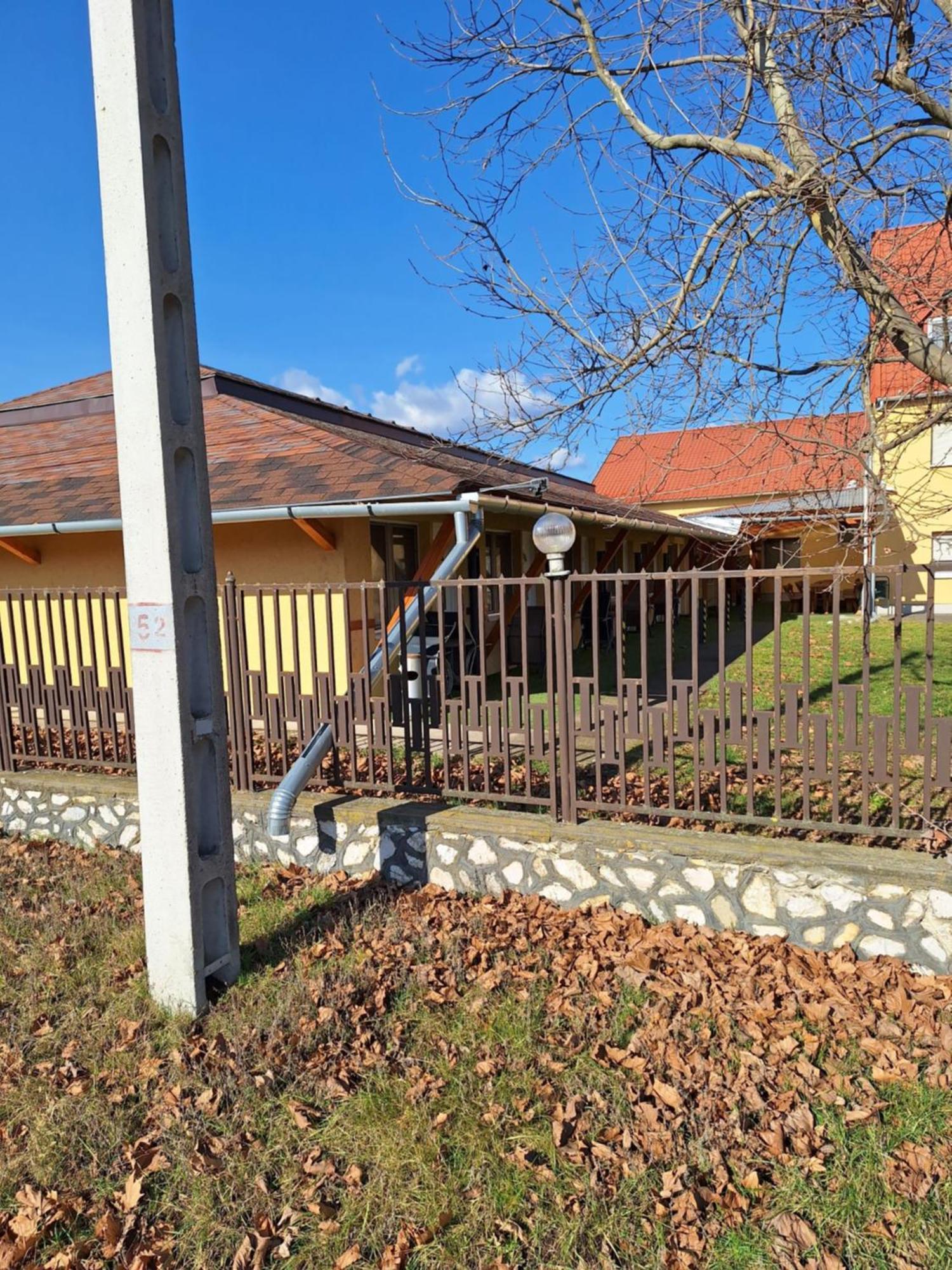 Fenyo Panzio Bed & Breakfast Mezőkövesd Dış mekan fotoğraf
